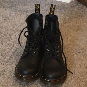 Women’s Dr. Marten Nappa Boots